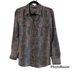 Violet & Claire Blouse *Medium*